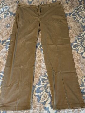 Haggar Straight Classic Fit Premium No Iron Khaki Pants Size 40x36